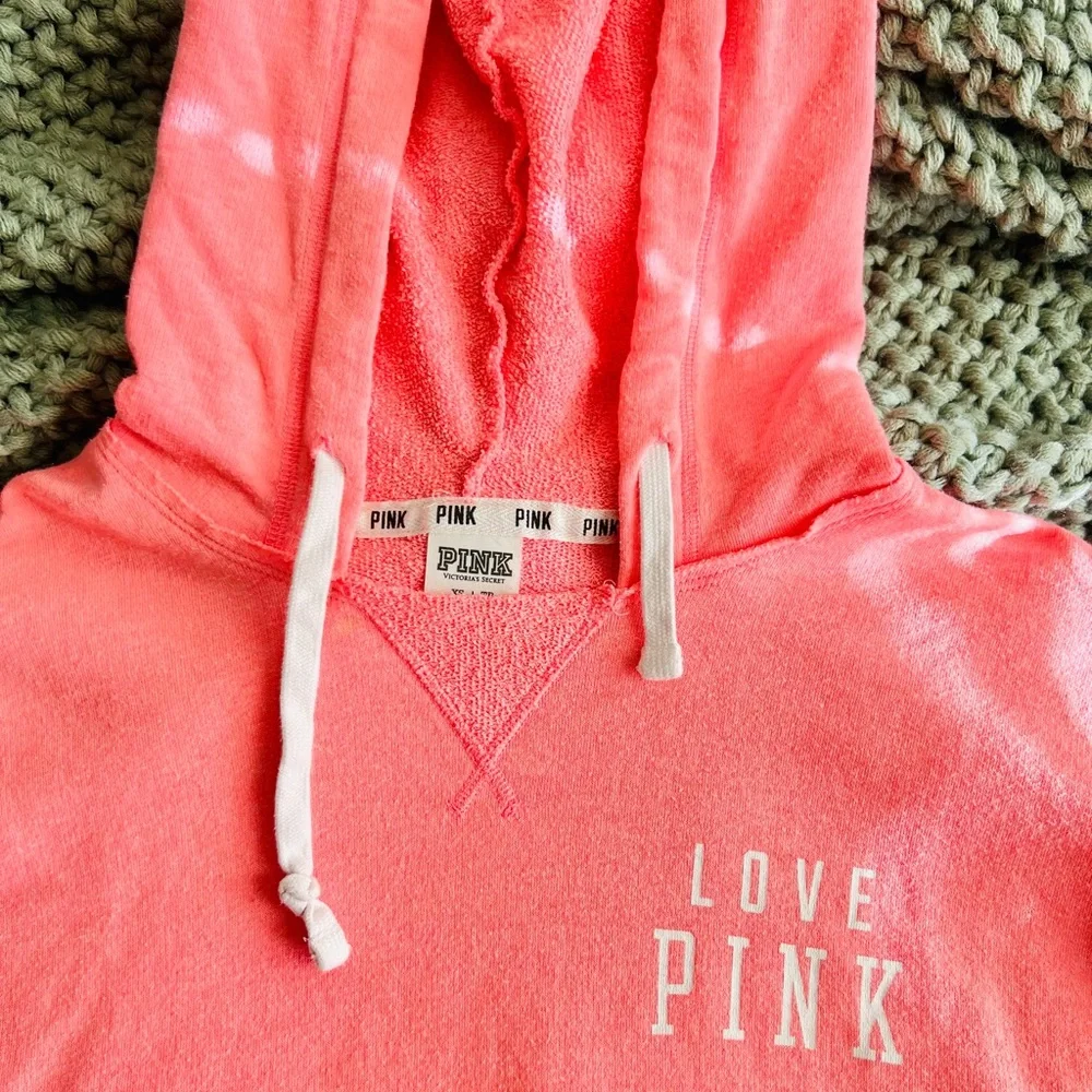PINK by Victoria’s Secret hoodie Size XS but fits like a Small - Picture 4 of 8